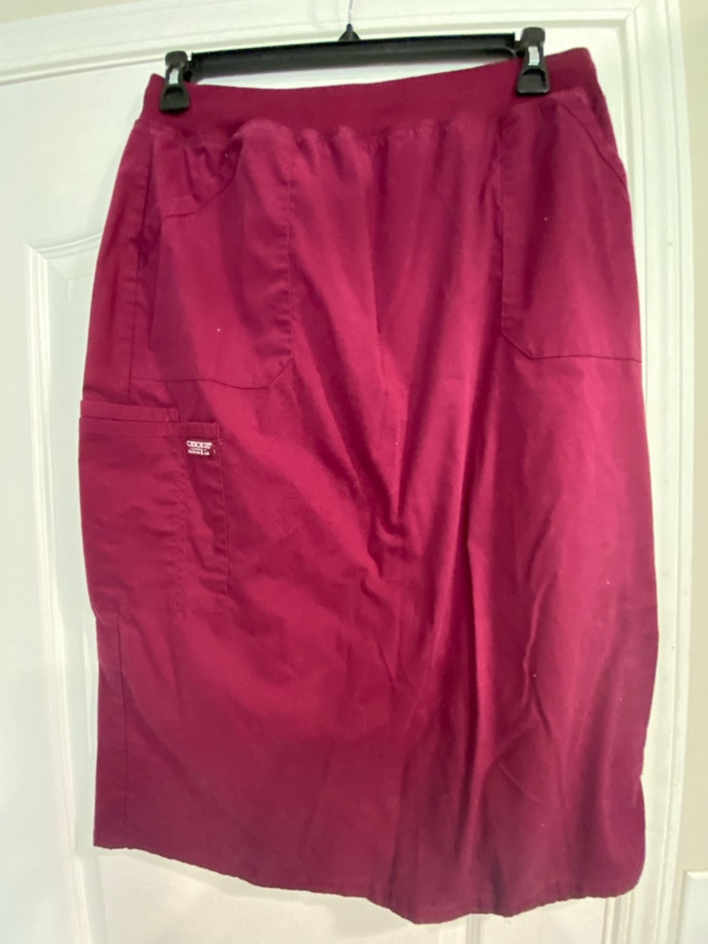 Women's Magenta scrub Skirt with Pocket